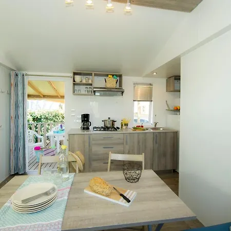 Vacanceselect Mobil Homes - Camping Platja Cambrils *
